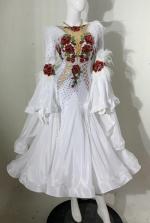 白×赤バラモチーフ編み上げＳＤ　Mサイズ
