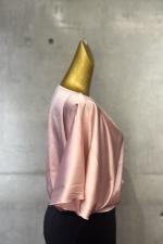 サテン半袖トップス